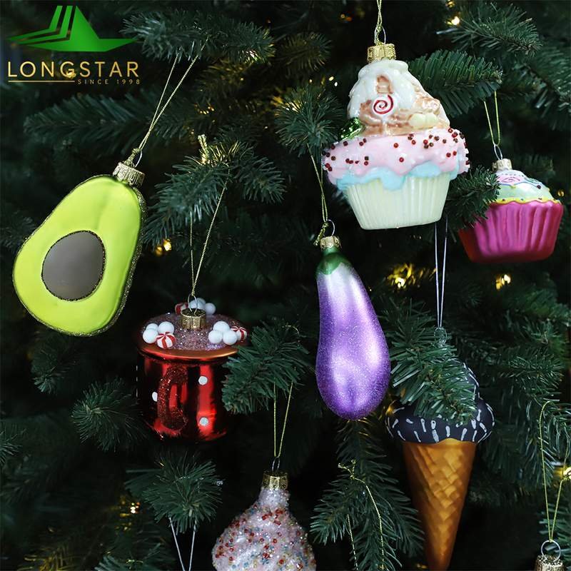 Custom Wholesale Exquisite Glass Christmas Hanging Ornaments for Xmas Tree Decorations